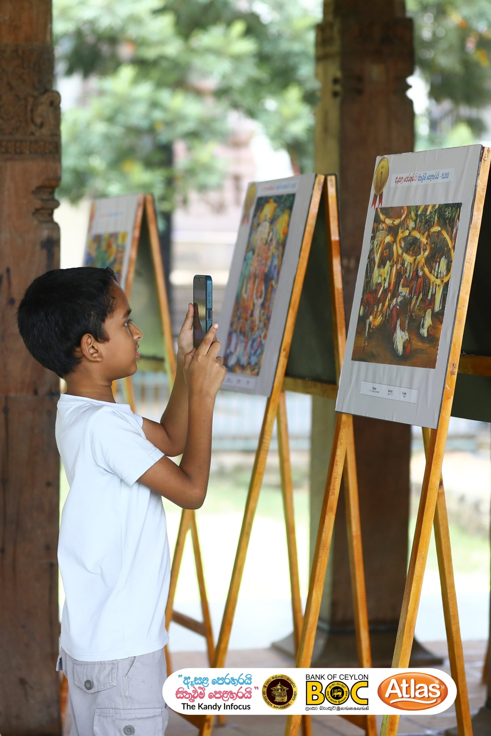 ඇසළ පෙරහරයි සිතුවම් පෙළහරයි සමාප්ති උත්සවය.